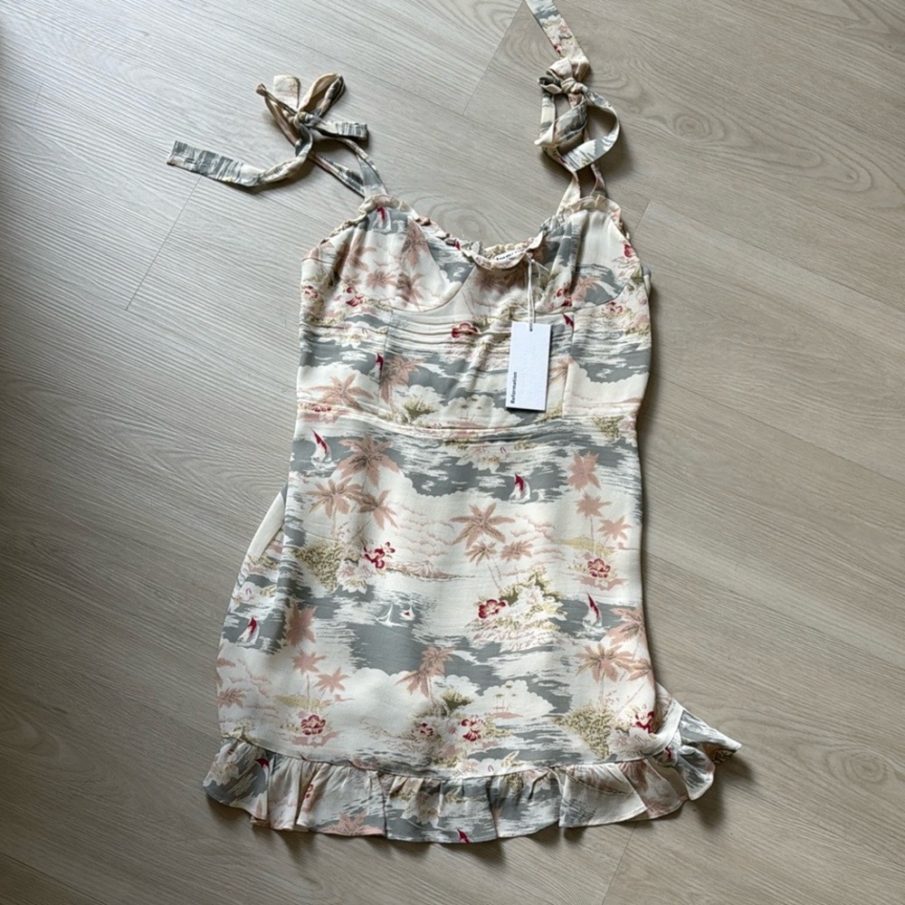 Reformation Long Beach Christina Hawaiian print Ruffle Hem Dress 8